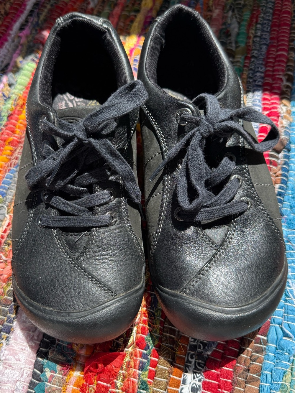 Keen Women's Black Presidio Lace Ups Oxfords, size 6.5 Leather And Suede